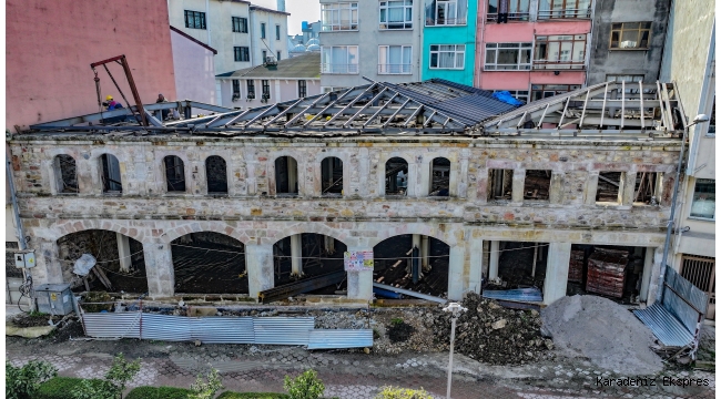 ÜNYE'NİN TARİHİ VE EN SEVİMLİ KÜTÜPHANESİ TAMAMLANIYOR