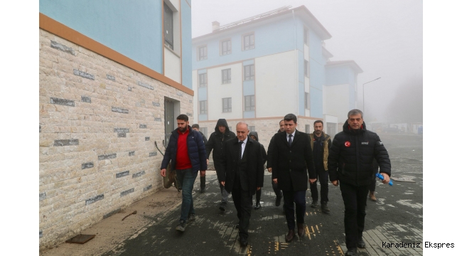Vali Erol, Aybastı Afet Konutlarında İncelemede Bulundu