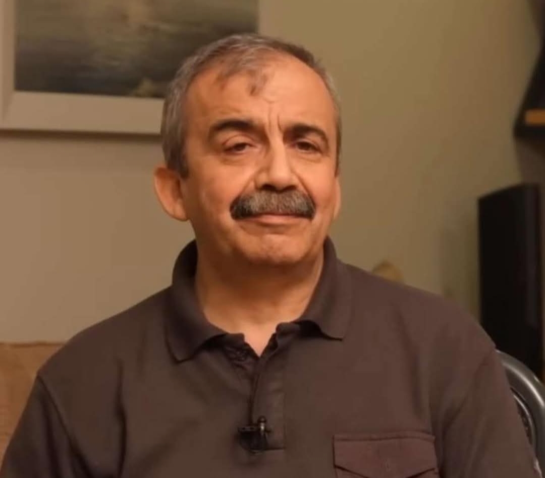 “ küllü nefsin zaikatül mevt” diyordu meclis kürsüsünden . 