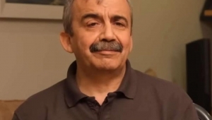 “ küllü nefsin zaikatül mevt” diyordu meclis kürsüsünden . 