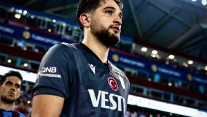 Trabzonspor, kaleci Muhammet Taha Tepe ile olan sözleşmesini karşılıklı olarak feshettiğini duyurdu