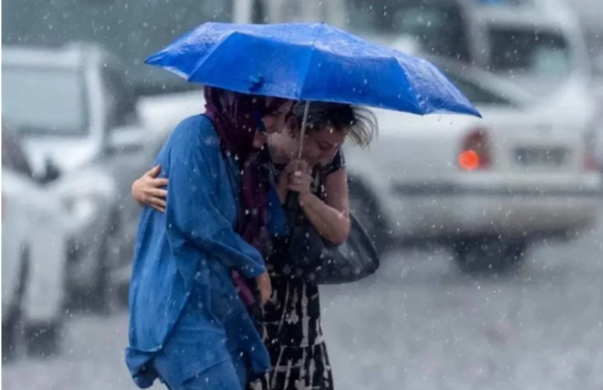 Meteoroloji uyardı: Güneşli havaya aldanmayın... 22 ili sağanak vuracak