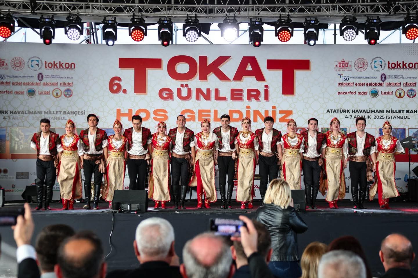 6.TOKAT TANITIM GÜNLERİ ÇOŞKULU BİR AÇILIŞ İLE BAŞLADI 