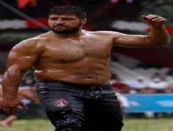 Recep Kara Aybastıda Başpehlivan
