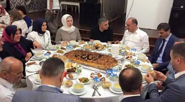 Ak Parti milletvekili adayından tepki çeken iftar sofrası paylaşımı
