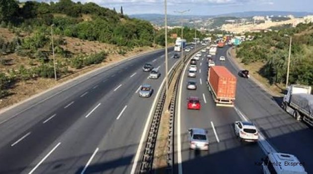  Anadolu Otoyolu'nda bayram yoğunluğu