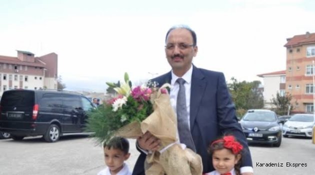Bartın Valisi Güner, görevinin ilk gününde sokağa indi