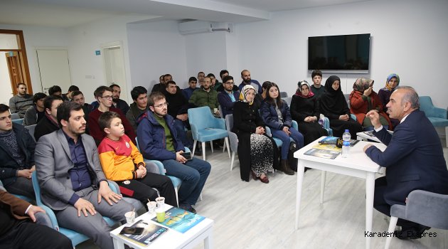 Başkan Tekintaş gençlerle buluştu