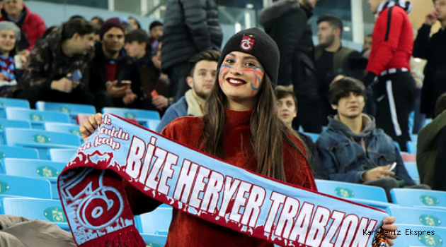 Bordo-mavililer kazanıyor, Trabzon gülüyor
