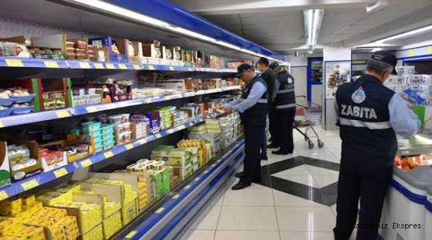 Boyabat'ta zabıta ekiplerinden market denetimi
