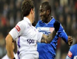 Orduspor kendi sahasında çok ağır bir yenilgi aldı