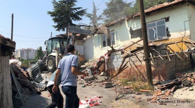 ‘İmar barışı’ için para yatırdılar, tapularını beklerken gecekonduları yıkıldı!