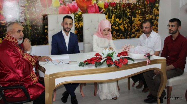 Kavak Müftülüğünde ilk nikah kıyıldı