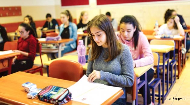 MEB'in hesabı tutmadı: Yüz binlerce öğrenci açıkta