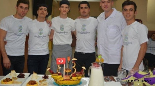 Öğrenciler arası yemek yarışması
