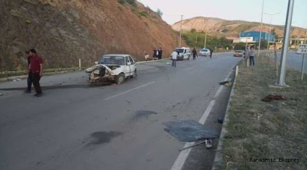 Otomobil istinat duvarına çarptı: 1 ölü, 1 yaralı