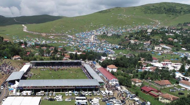 Perşembe Yaylası 70 Bin Kişiye Ev Sahipliği Yaptı