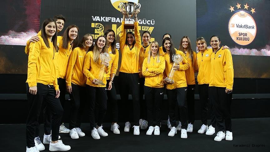 Şampiyon VakıfBank basınla buluştu