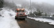 Bolu Dağı'nda kar yağışı etkili oluyor
