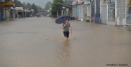 Ordu'daki şiddetli yağış etkili oldu