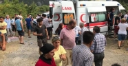Bartın'da minibüs şarampole devrildi: 3 Ölü, 19 yaralı