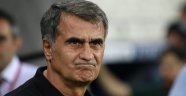 Beşiktaşlı yöneticiden Şenol Güneş'e şok: Kapının önüne koyarız