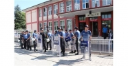 Bolu'da polisle şüpheli yakınları arasındaki arbede