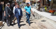 Cumhuriyet Caddesi yenileme çalışmaları sürüyor