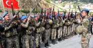 Eren Bülbül'ü şehit eden teröristi öldüren jandarmalara coşkulu karşılama