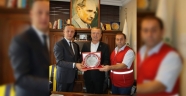 Kızılay’dan Başkan Kantarcı’ya teşekkür plaketi