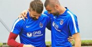 Onur Recep Kıvrak ve Burak Yılmaz süresiz olarak kadro dışı
