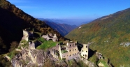 Vadinin zirvesindeki manastır: Kuştul