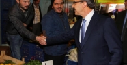 Vali Yavuz'dan pazar esnafına ziyaret