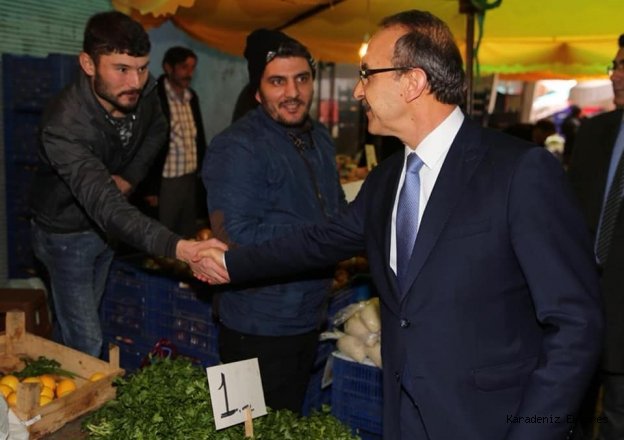 Vali Yavuz'dan pazar esnafına ziyaret