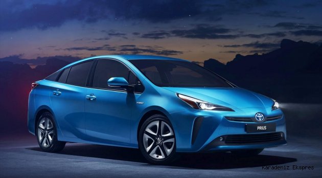 Yeni Prius Los Angeles'ta görücüye çıktı