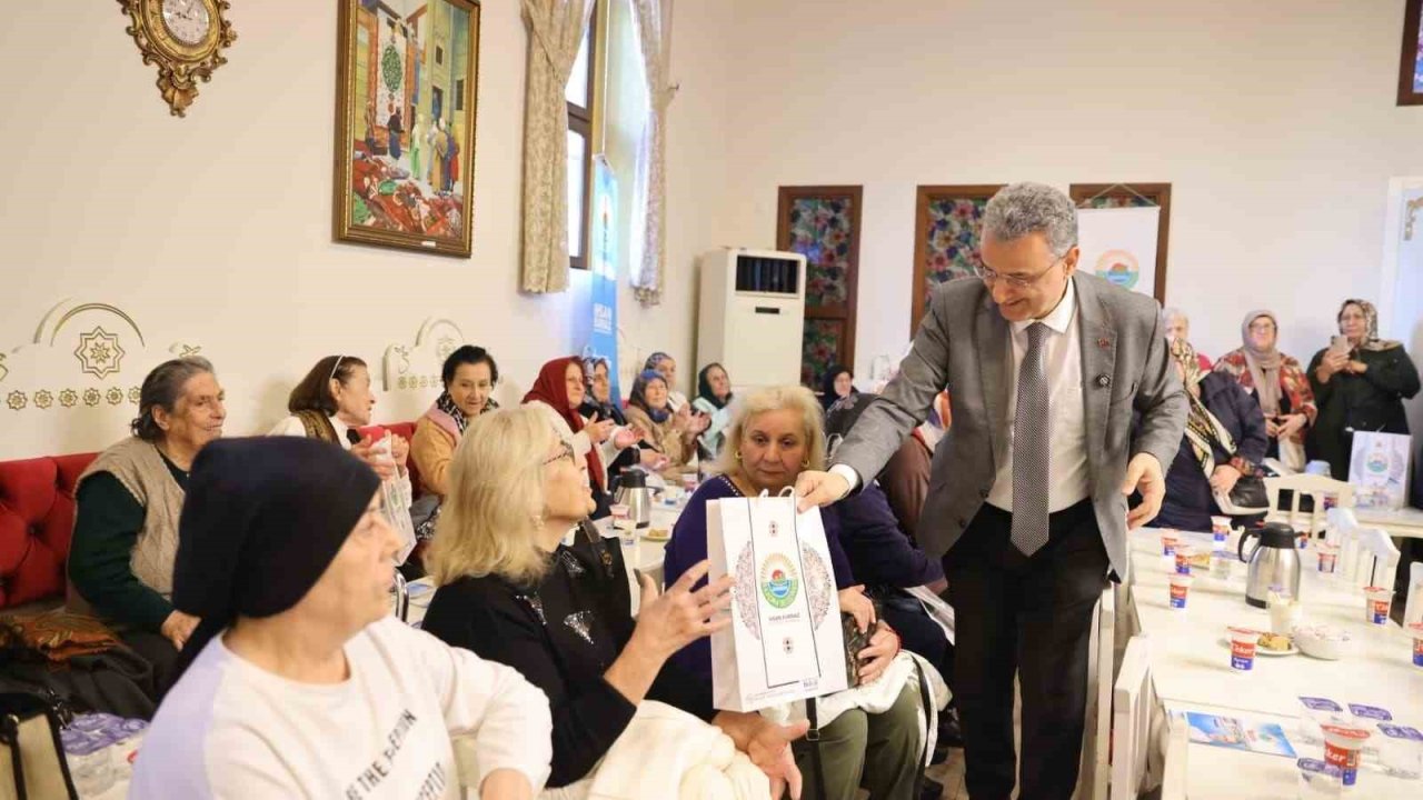 Başkan Kurnaz’dan yaş almışlara vefa: "Her biri ayrı ayrı kıymetli"