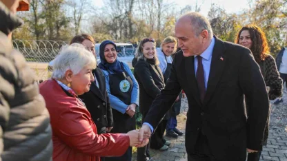 Başkan Özlü, girişimci kadınlarla bir araya geldi