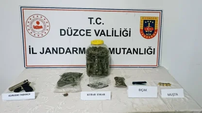 Bidondan turşu yerine uyuşturucu çıktı
