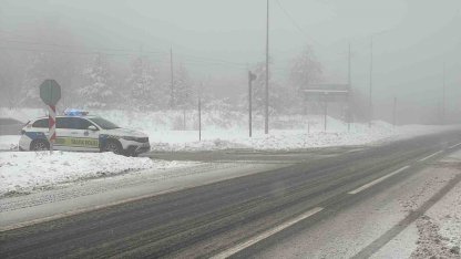Bolu Dağı’nda kar yağışı etkili oluyor: Kar kalınlığı 20 santimetreye ulaştı
