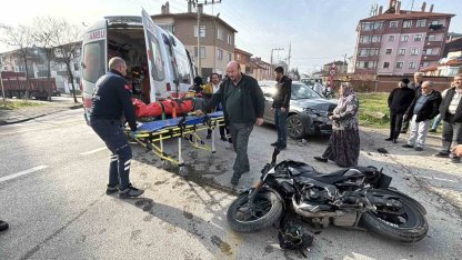 Bolu’da ciple çarpışan motosikletli yaralandı