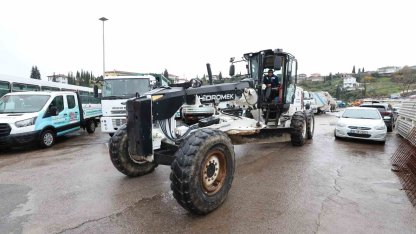 Dilovası Belediyesi karla mücadelede hazır kıta