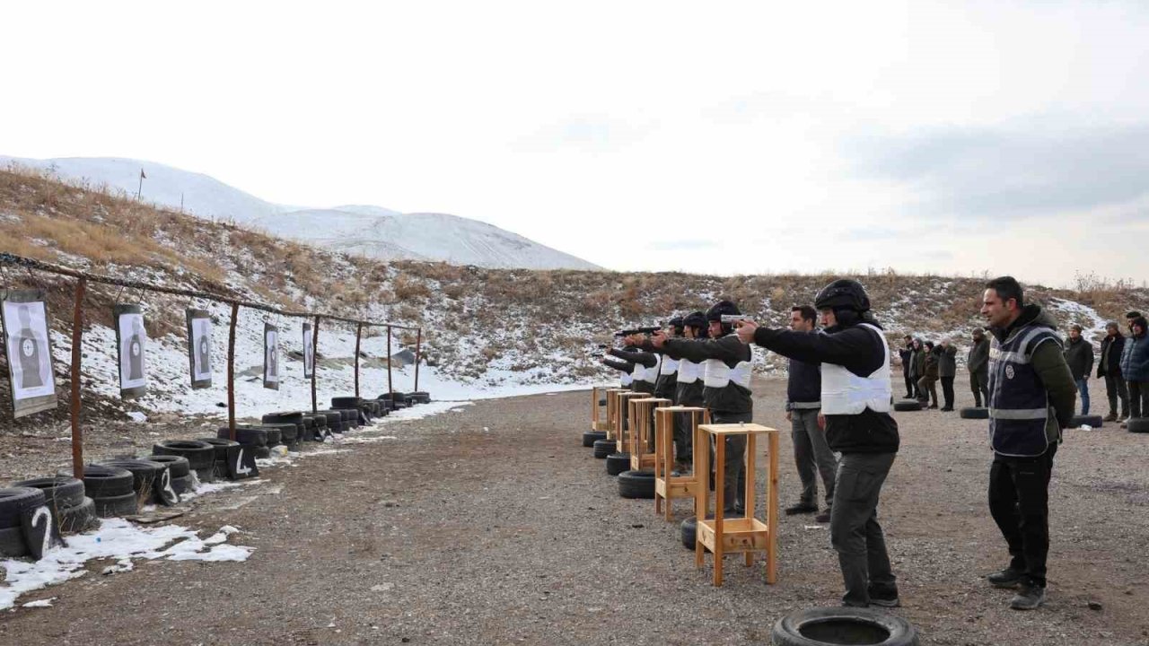 DKMP personeline silah kullanımı eğitimi