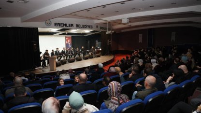 Erenler’de Hikayeli Türküler Konseri’ne vatandaştan ilgi