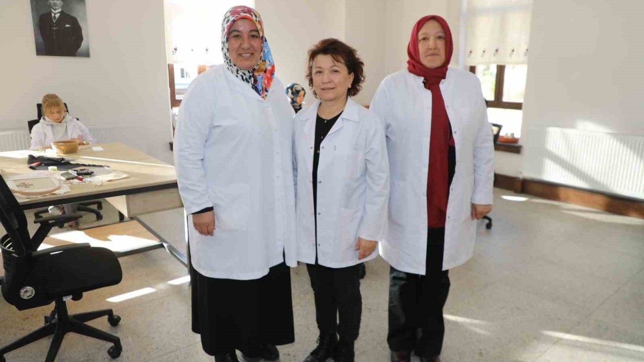 Hobileri meslekleri oldu