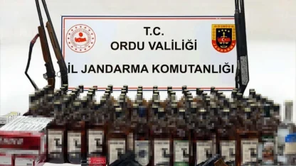 Jandarma ekiplerinden yılbaşı öncesi kaçak alkol ve sigara operasyonu: 2 gözaltı