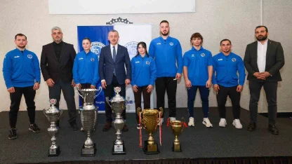 Kağıtspor Kulübü 2025 yılını 317 madalya ile tamamladı