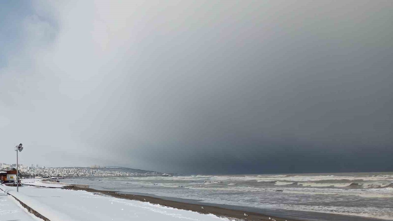 Karadeniz’de fırtına alarmı
