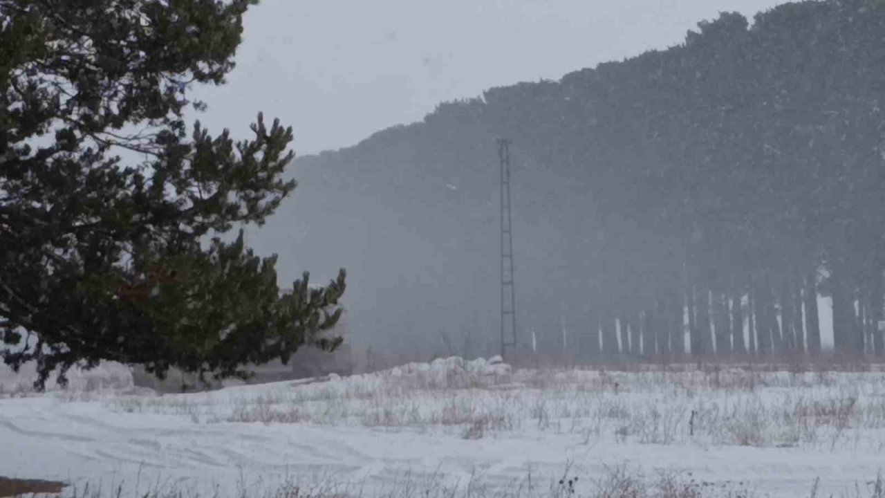 Kars’ta 27 köy yolu ulaşıma kapandı