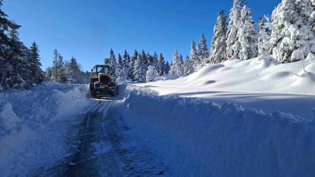Kastamonu’da kapalı köy yolu sayısı 377’ye düştü