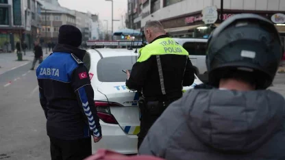 Kurallara uymayan sürücülere 993 TL ceza kesildi